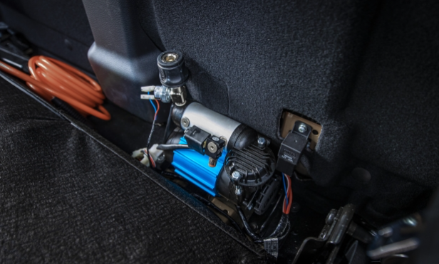 ARB - Compresseur 12V monté dans véhicule - Image 2