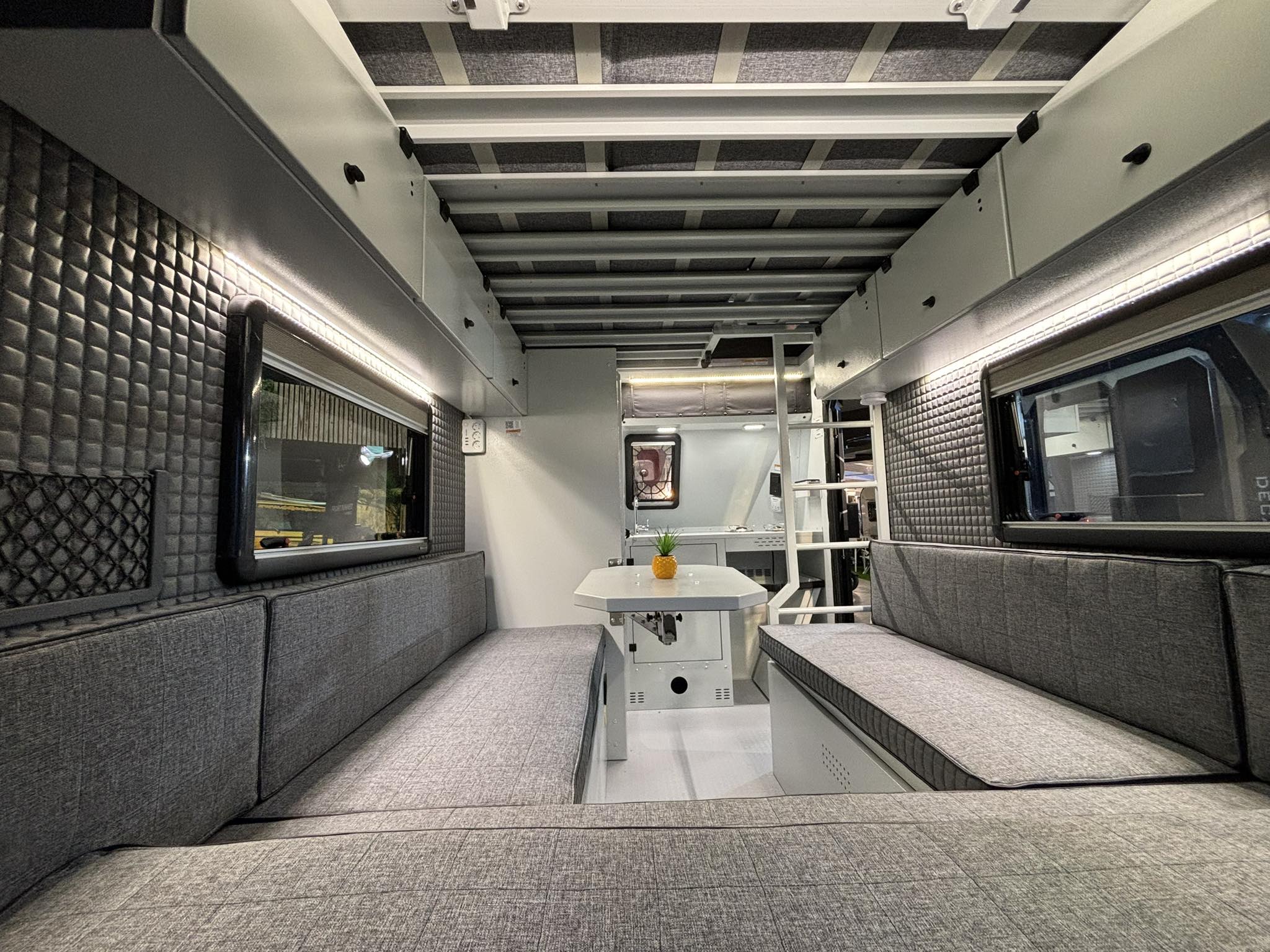 DECAMP - Caravane tout terrain modèle Cross X3 - Image 2