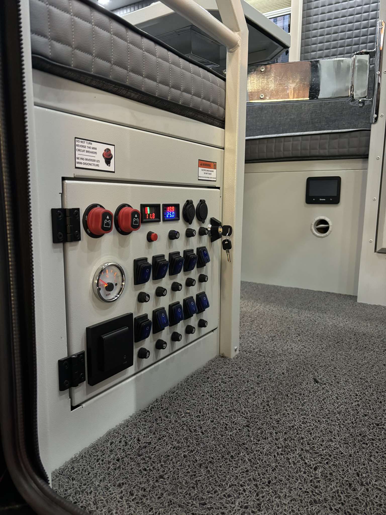 DECAMP - Caravane tout terrain modèle Cross X3 - Image 6