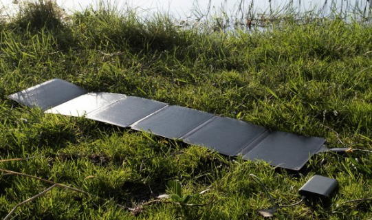 AQIILA - Nouveauté: Panneau solaire portable USB Sunbird P56 – 56 W - Image 2